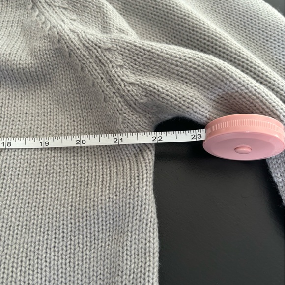 New Soft & Cozy Long Loose Light Gray & White Heart Sweater Size XL NWOT - Picture 11 of 11
